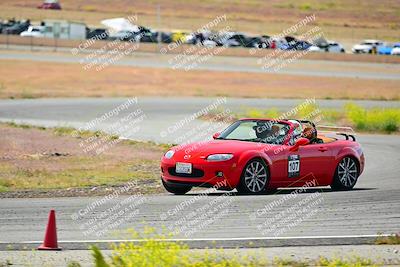 media/May-04-2024-Team Topak Racing (Sat) [[1dff1aa745]]/Inter Low 1/Session 2/